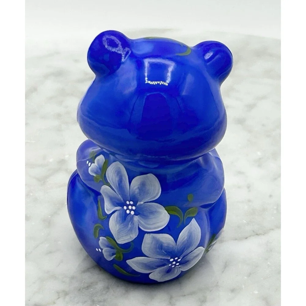 Rare Fenton C5151 Periwinkle Blue Glass Sitting Bear Figurine – Hand-Painted